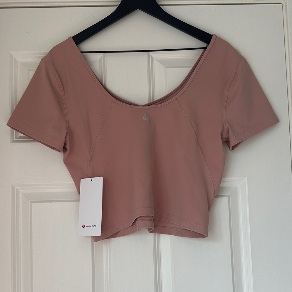 NWT Lululemon Mauve Align Tee - Picture 2 of 5
